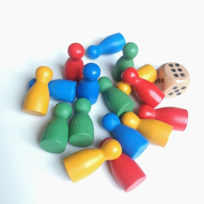 100 Pcs Colorful Wooden Chess  - đánh giá và giá Board Game Economy