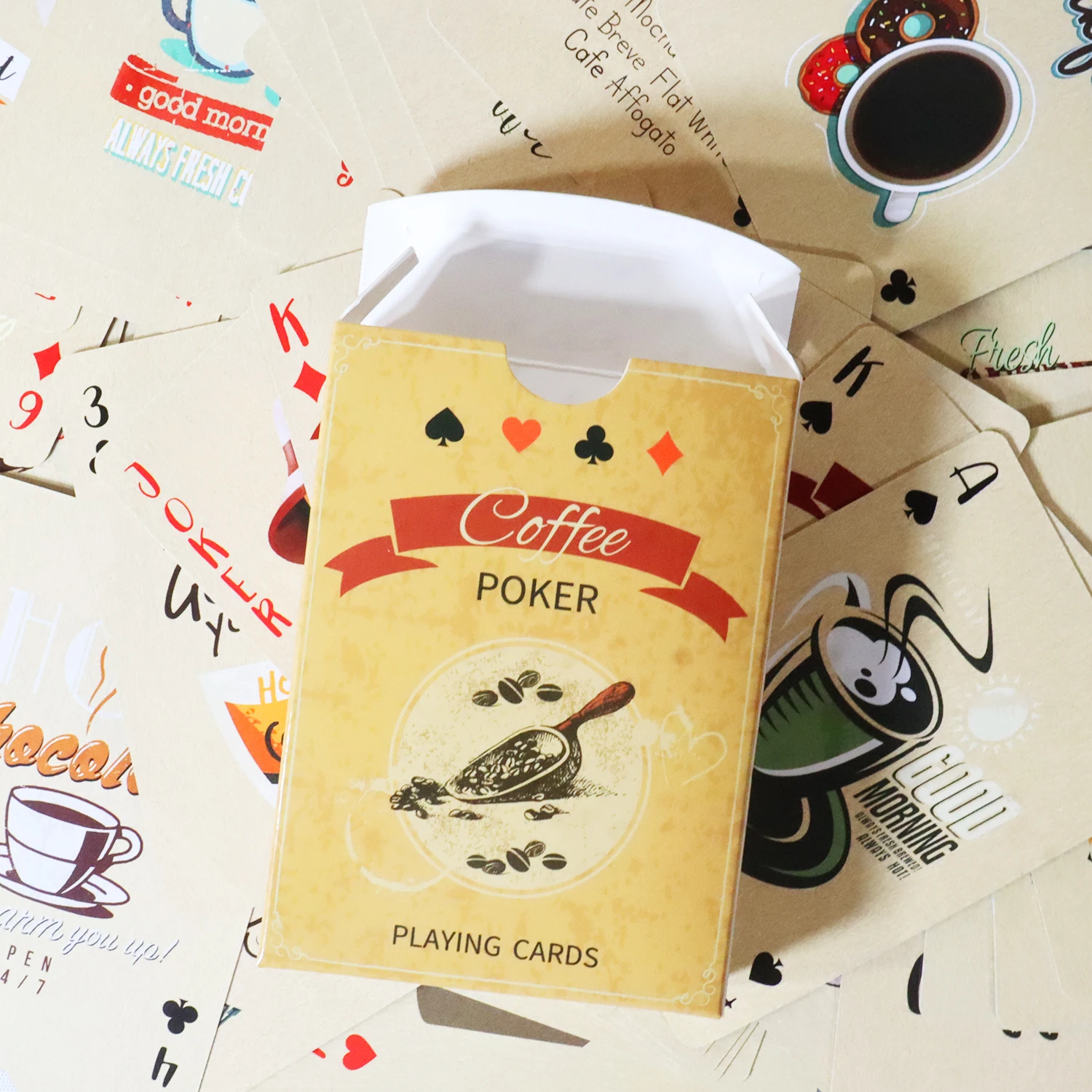 Coffee Paper Playing Cards Vin - đánh giá và giá Board Game Viral